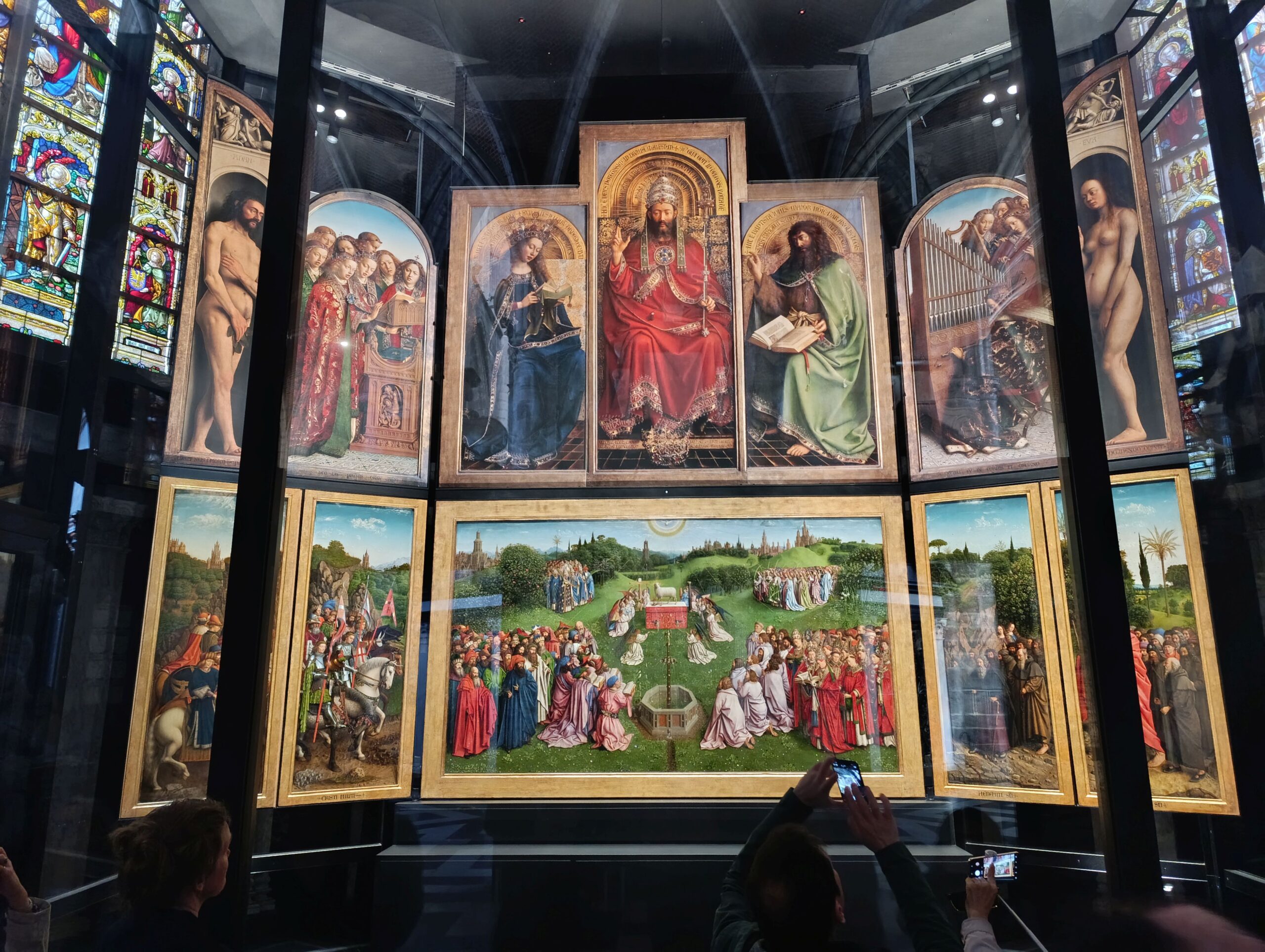 Aventurile altarului din Ghent